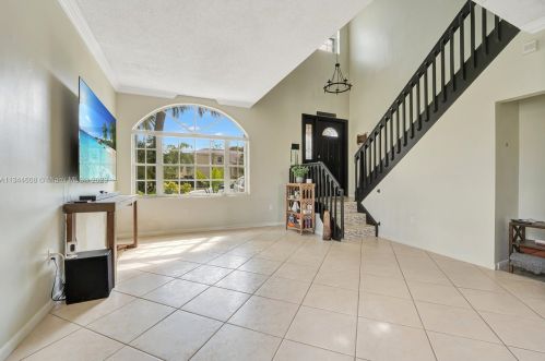15301 4th St, Hollywood, FL 33028-1804