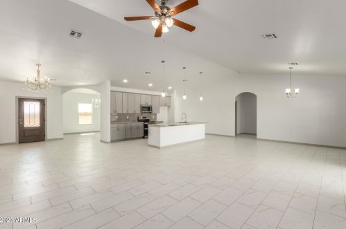 9897 Burris Rd, Casa Grande AZ  85193-8255 exterior