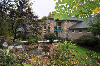 131 Valhalla View Dr, Louisville, KY 40245-4500