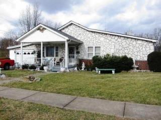 4534 Magazine Ave, Huntington, WV 25704-1020