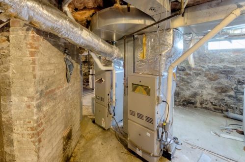 45 Scrimgeour Rd, Worcester MA  01606-2746 exterior