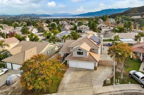 29416 Sunharbor Ct, Lake Elsinore CA  92530-7225 exterior