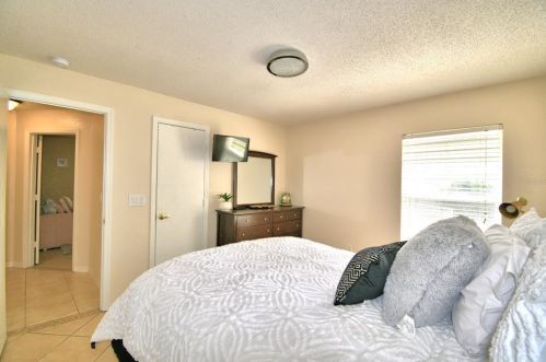 2797 Hickory Ridge Dr, Lakeland FL  33813-5854 exterior