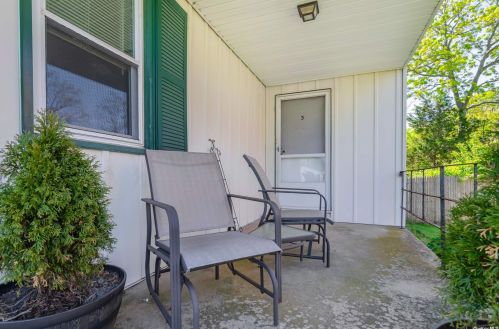 3 Jay Rd, South Setauket NY  11720-2727 exterior