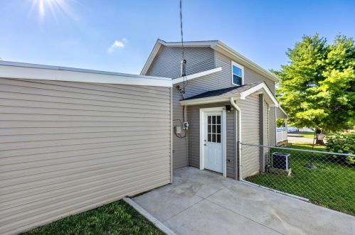 725 Eastern Ave, Bellefontaine OH  43311-2615 exterior