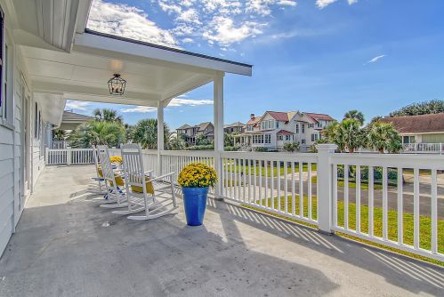 6 44th Ave, Isle Of Palms SC  29451-2605 exterior