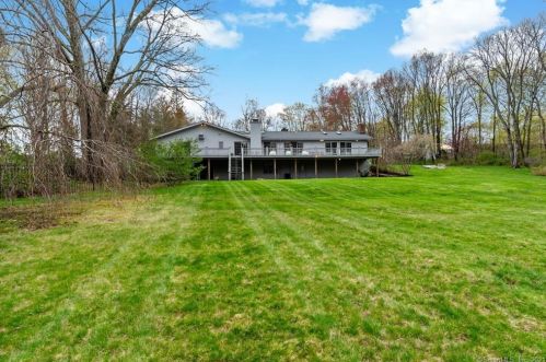 1209 Oenoke Rdg, New Canaan CT  06840-2613 exterior