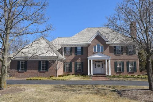 10808 Haddonstone Pl, Thiensville, WI 53092-5877