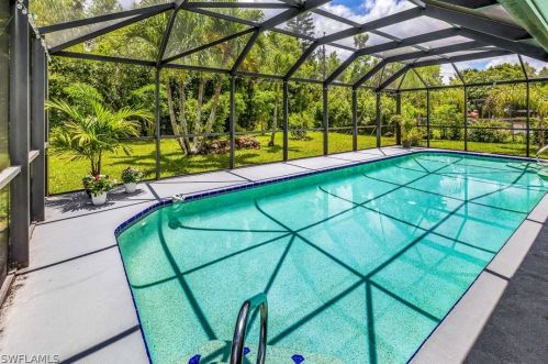 4203 1st Pl, Cape Coral, FL 33904-8303