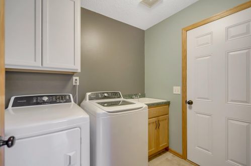 6148 Mill Run Rd, Monticello MN  55362-3611 exterior