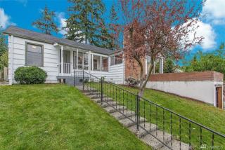 6107 Ryan St, Seattle WA  98178-2354 exterior
