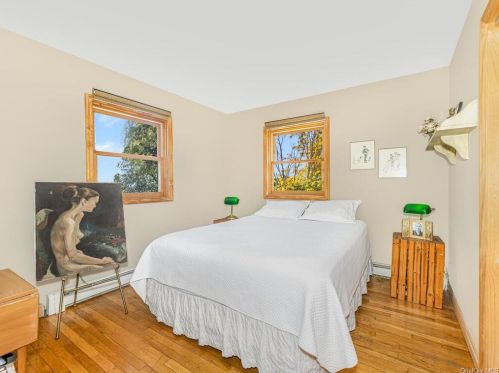 2687 Old Yorktown Rd, Yorktown Hgts NY  10598-3136 exterior