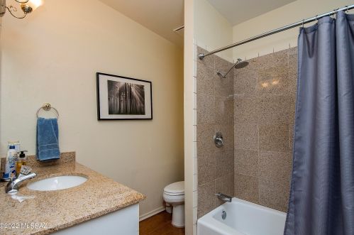 7780 La Canada Dr, Tucson AZ  85704-2003 exterior