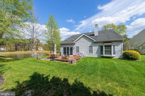 303 Bittlewood Ave, Berlin Boro NJ  08009-9491 exterior