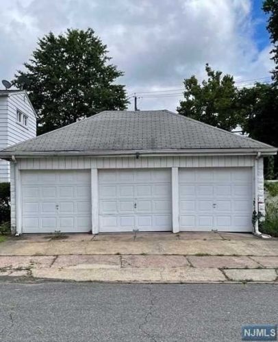 15 River Ter, Paterson NJ  07502-2029 exterior