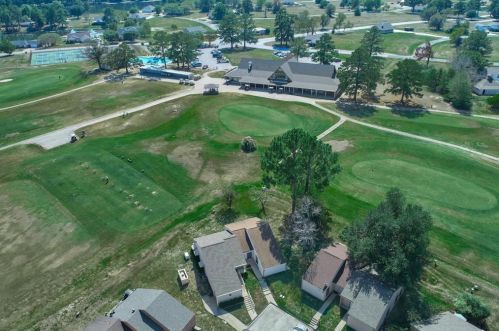 41 Driving Range Ln, Chita, TX 75862-8918