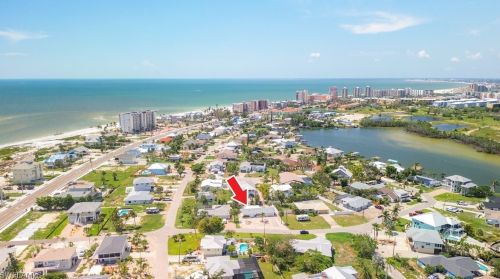 207 Redfish Rd, Fort Myers Beach, FL 33931-5026