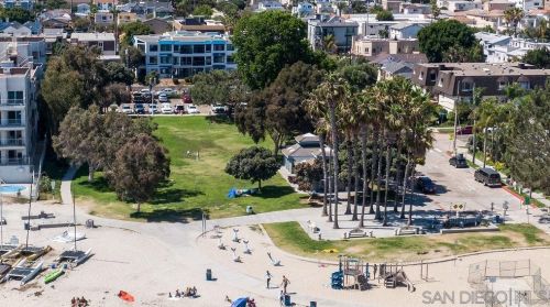 1159 Pacific Beach Dr, San Diego CA  92109-5149 exterior