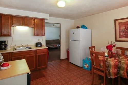 4615 3rd St, Mckeesport, PA 15132-6216