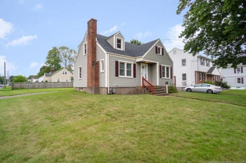 236 Center St, Manchester, CT 06040-5029