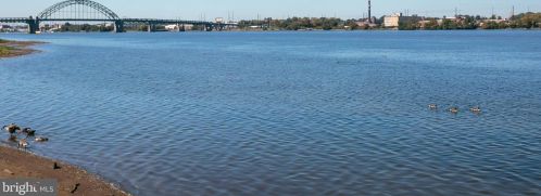 2172 Harbour Dr, Palmyra NJ  08065-1123 exterior