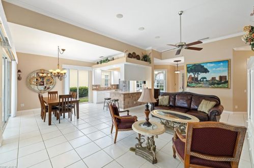 2934 Gilford Way, Naples, FL 34119-7523