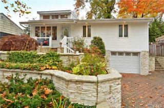 26 Carlisle Dr, Northport, NY 11768-1018