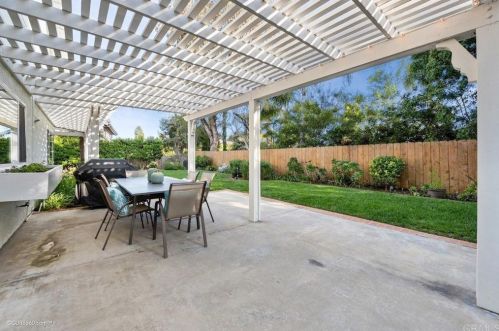 2257 Plazuela St, Carlsbad CA  92009-8029 exterior