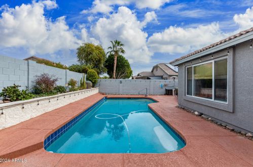 15350 Poinsettia Dr, Sun City AZ  85379-5282 exterior