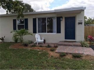 740 69th Way, Hollywood, FL 33024-7446