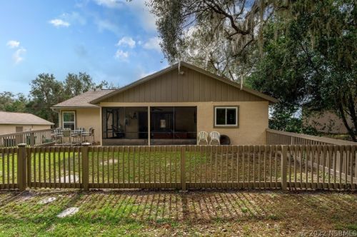 2033 Brewster Dr, Deltona FL  32738-9597 exterior