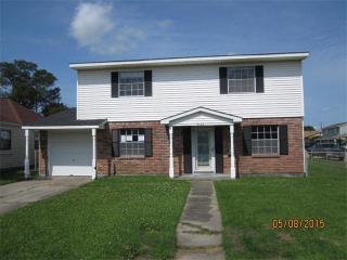 4024 Fir Ct, Marrero, LA 70072-4020