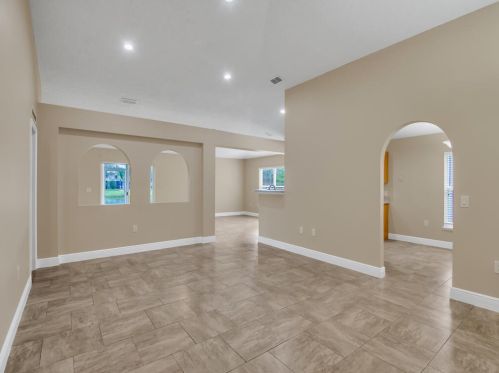1220 25th Ter, Vero Beach, FL 32968-5068
