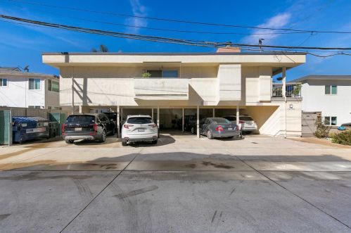 443 D Ave, San Diego CA 92118-1736 exterior