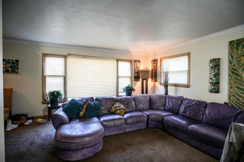 8015 Beckett Ave, Milwaukee WI  53218-4626 exterior