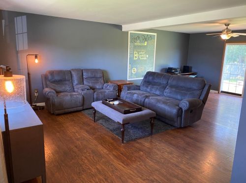 404 Ross Ave, Kouts, IN 46347-9548