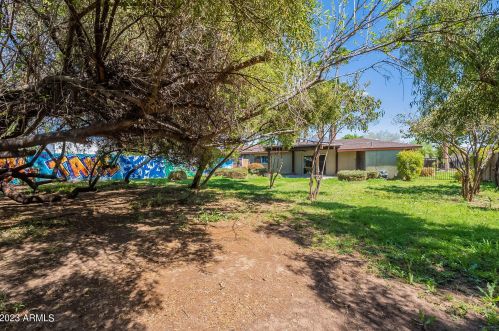 6836 13 Pl, Phoenix AZ 85042-5408 exterior