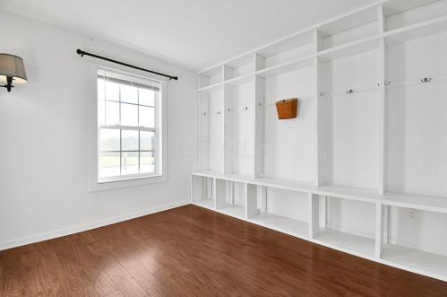 135 Spring Flower Way, Pataskala OH 43062-6997 exterior