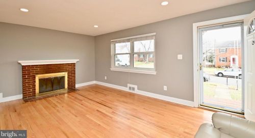 5918 Dinwiddie St, Springfield VA  22150-3722 exterior