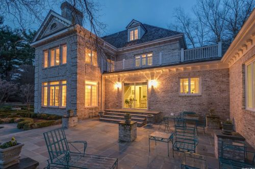 1410 Wolver Hollow Rd, Muttontown NY  11771-4306 exterior