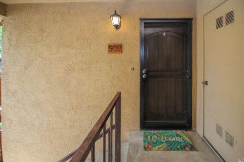 502 Arcadia Dr, Vacaville CA  95687-3355 exterior