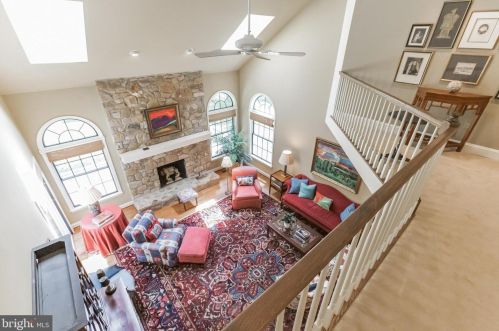 131 Knoxlyn Farm Dr, Kennett Sq PA  19348-2700 exterior