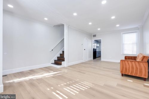 613 Harvard St, Washington DC  20001-2909 exterior