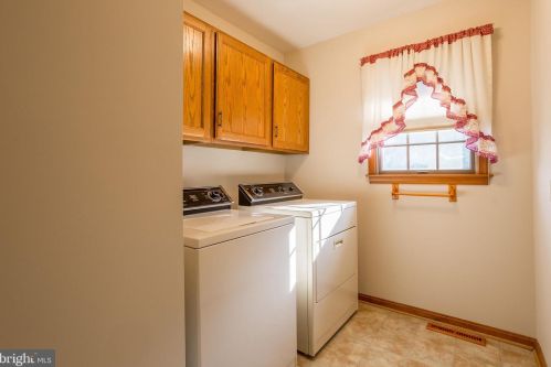 30805 Cypress Ln, Laurel DE  19956-3515 exterior