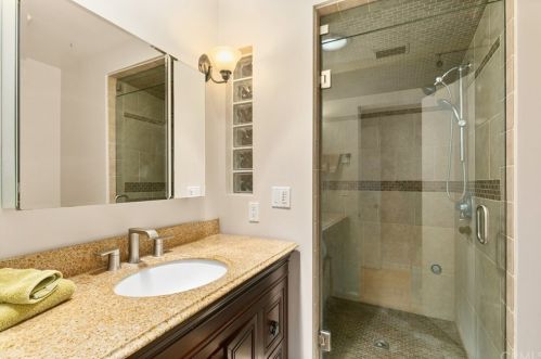 1539 Avolencia Dr, Fullerton CA 92835-3717 exterior