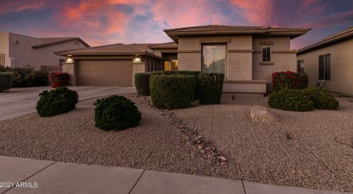 3110 Runaway Bay Pl, Chandler, AZ 85249-3864