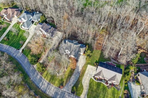 10 Turnberry Dr, North Bend, OH 45052-9792