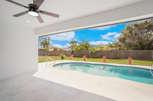 2601 44th St, Naples FL  34116-7919 exterior