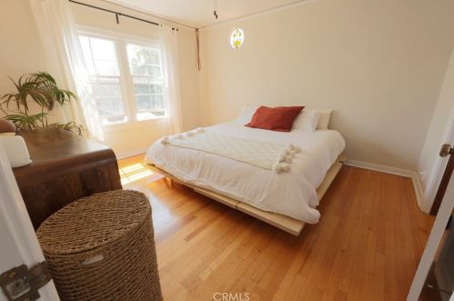 280 Orizaba Ave, Long Beach CA 90814-2453 exterior