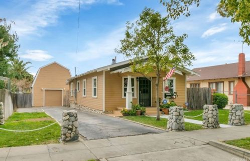 1434 9th St, Upland, CA 91786-5507